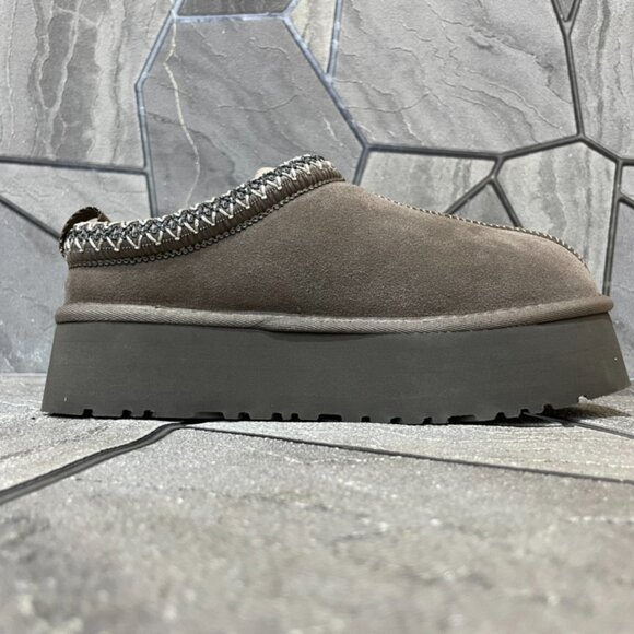 UGG Tazz Platform Shearling Lined Slipper - Picture 4 of 9